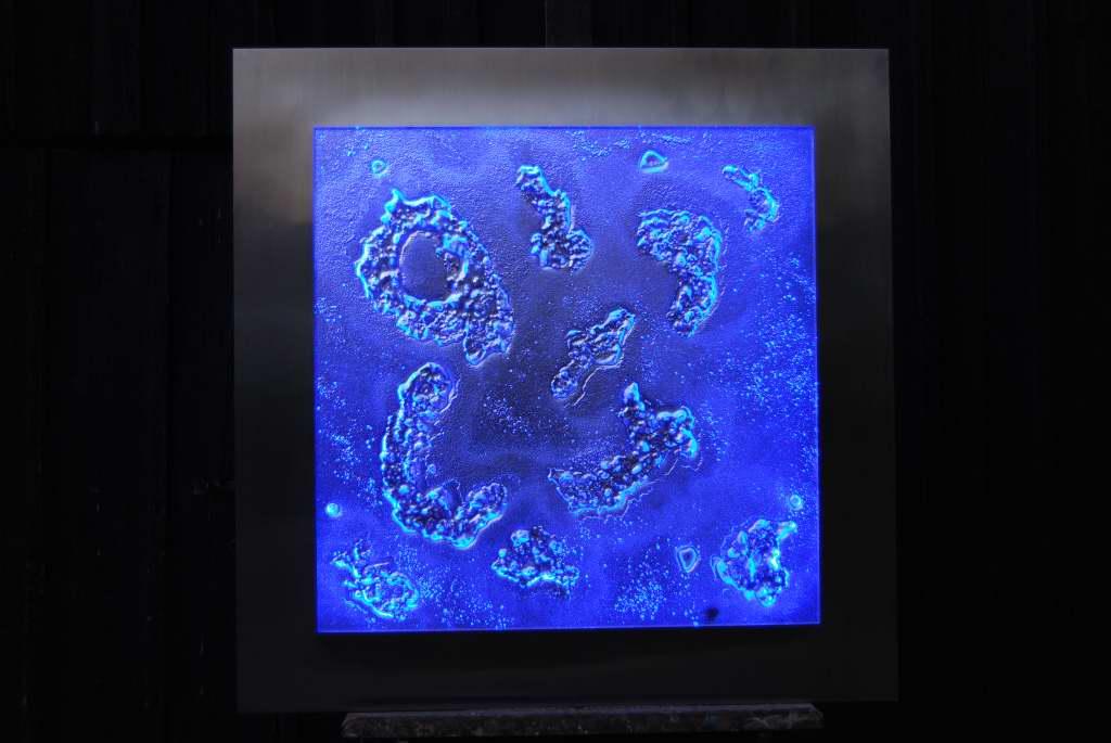 Leuchtendes Flachglas motiv "Neuland" in blau